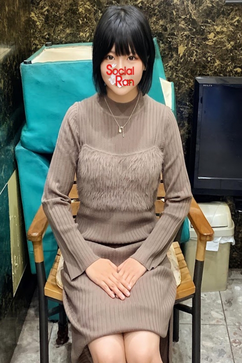 にの