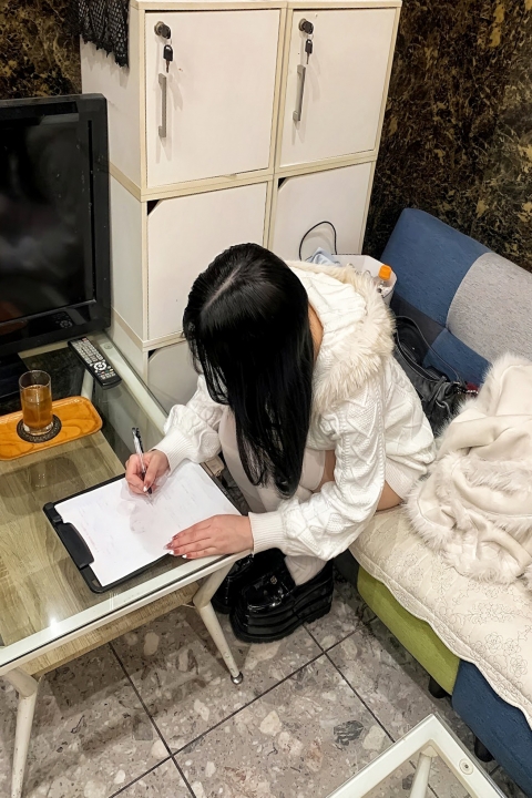 2/6(金)入店決定面接情報！の面接風景の写真24枚目